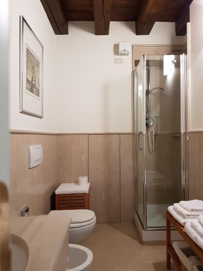 Al Melograno - Room & Breakfast 볼로냐 외부 사진