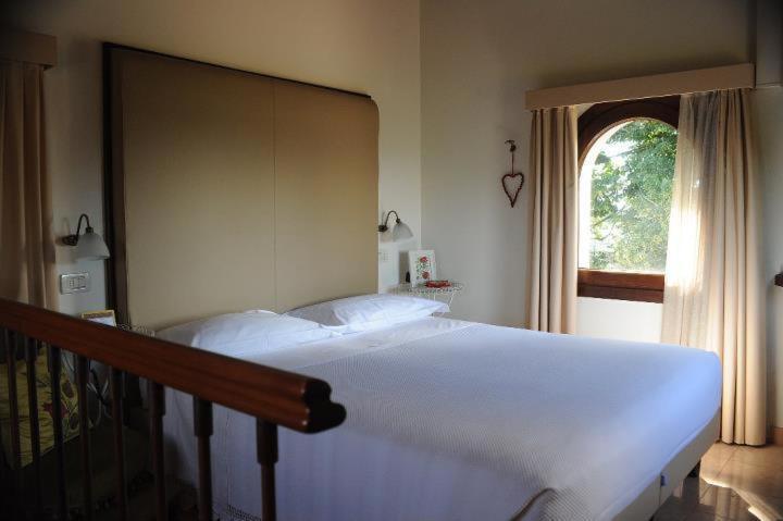 Al Melograno - Room & Breakfast 볼로냐 외부 사진